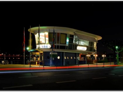 Photo: Rhein Pavillon 